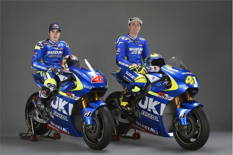 team-suzuki-ecstar-1