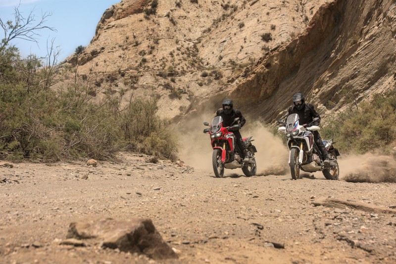 58398_16YM_CRF1000L_Africa_Twin