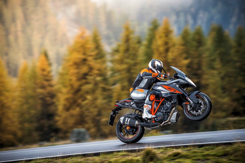 EICMA 2015 KTM-5