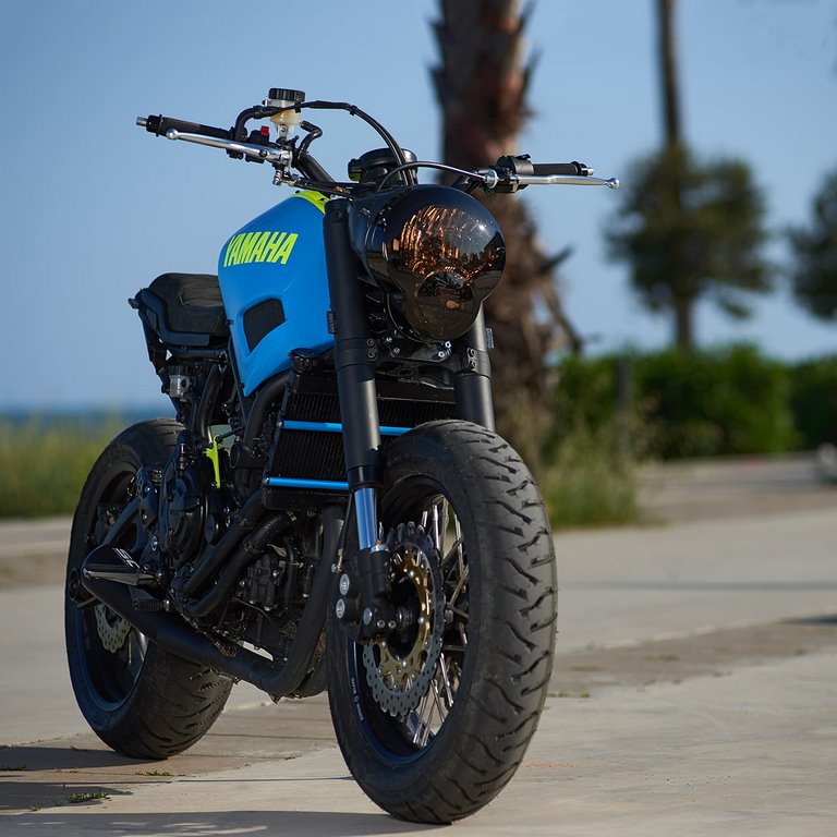 Yamaha XSR700 Otokomae-3